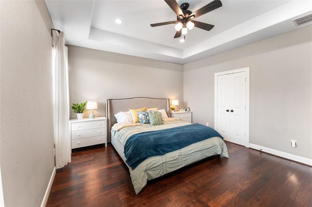 14910 Live Oak Lane, East Bernard, TX 77435