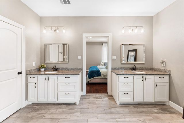14910 Live Oak Lane, East Bernard, TX 77435