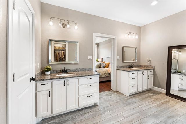 14910 Live Oak Lane, East Bernard, TX 77435