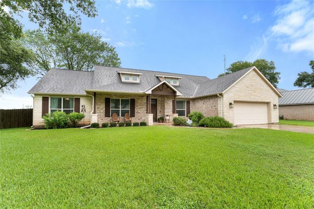 14910 Live Oak Lane, East Bernard, TX 77435