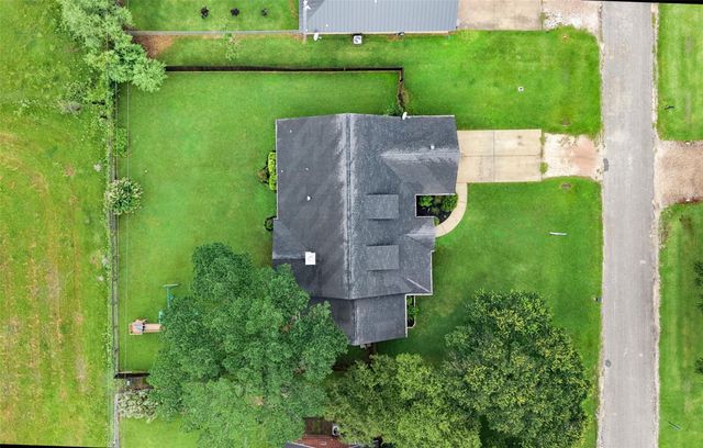 14910 Live Oak Lane, East Bernard, TX 77435