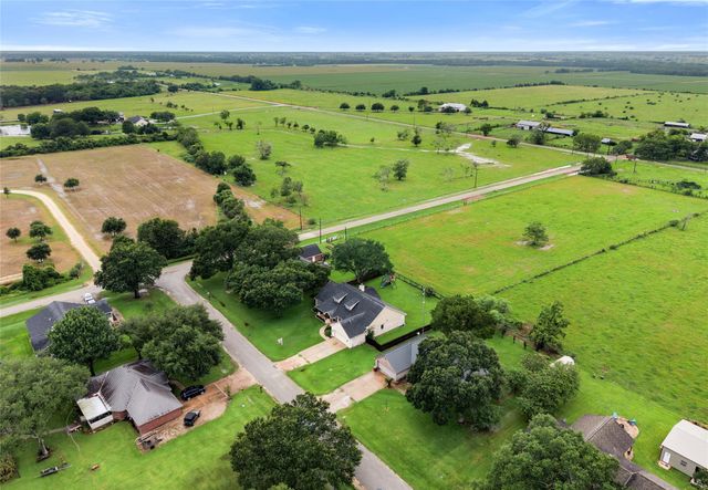 14910 Live Oak Lane, East Bernard, TX 77435