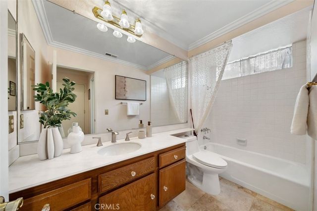 555 Chuck Wagon, Walnut, CA 91789