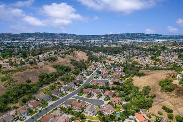 555 Chuck Wagon, Walnut, CA 91789