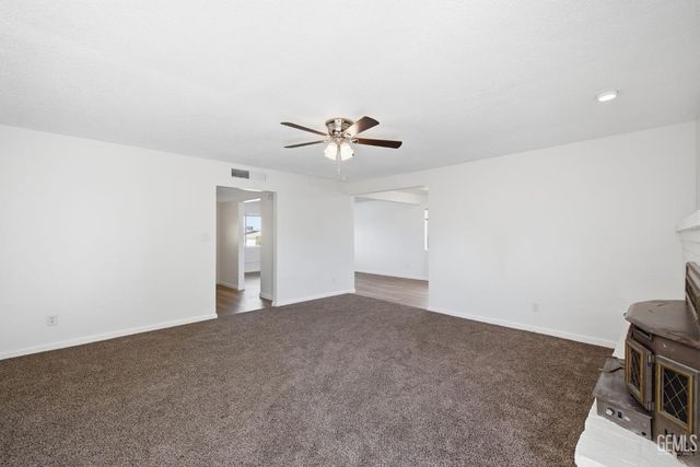 3516 Cardinal Avenue, Bakersfield, CA 93306