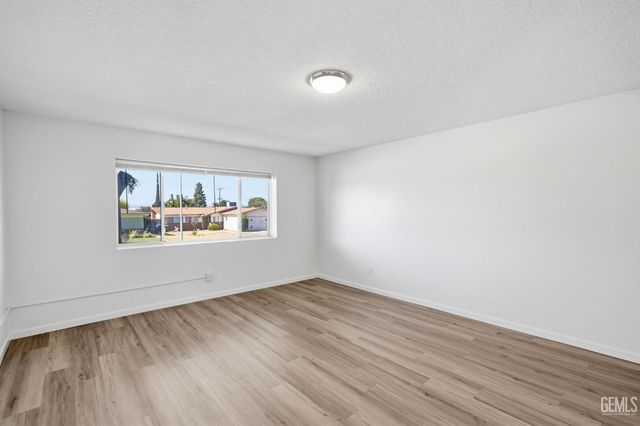 3516 Cardinal Avenue, Bakersfield, CA 93306