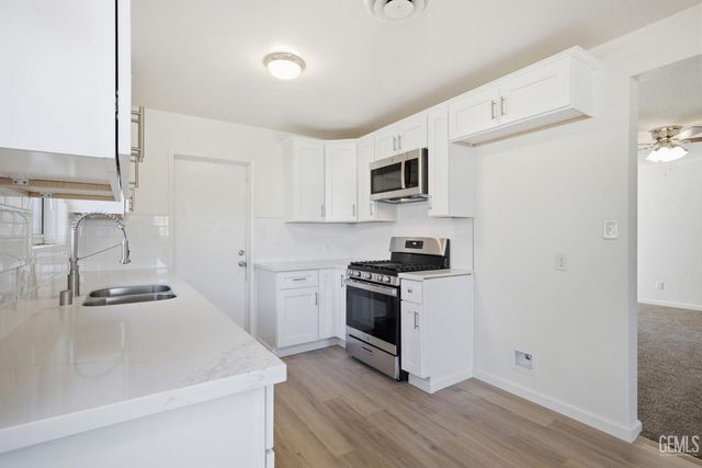 3516 Cardinal Avenue, Bakersfield, CA 93306