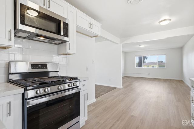 3516 Cardinal Avenue, Bakersfield, CA 93306