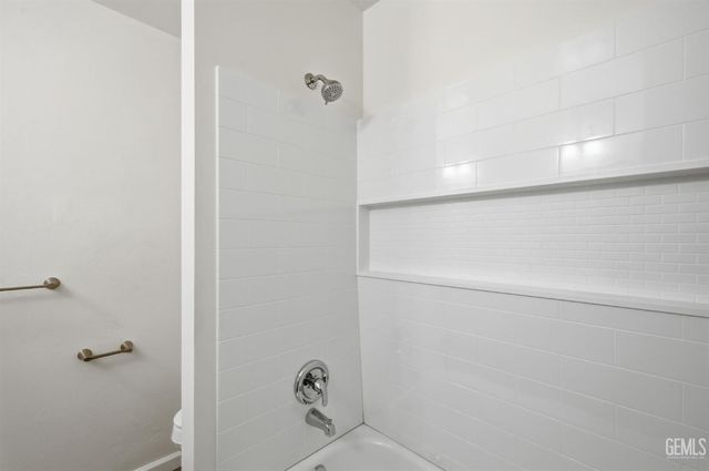 3516 Cardinal Avenue, Bakersfield, CA 93306