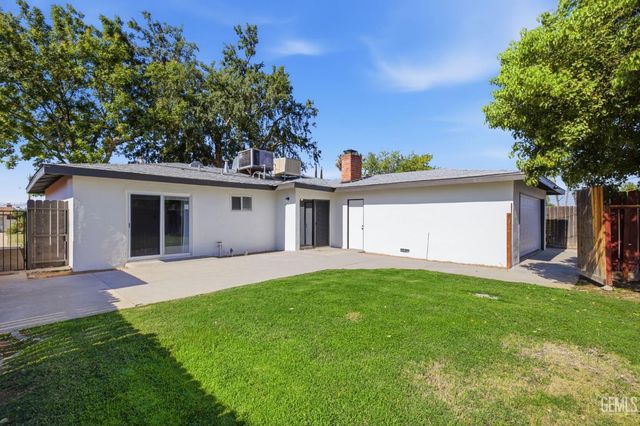 3516 Cardinal Avenue, Bakersfield, CA 93306
