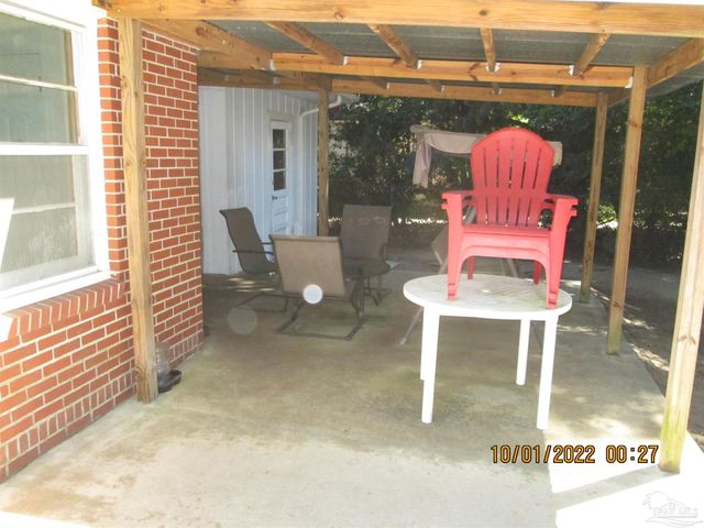 17 Linda St, Pensacola, FL 32506