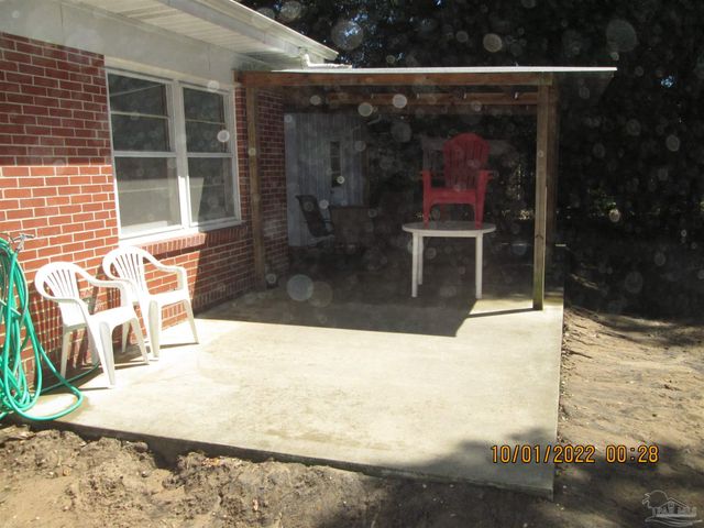 17 Linda St, Pensacola, FL 32506