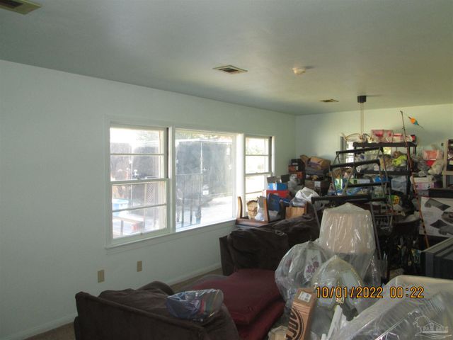 17 Linda St, Pensacola, FL 32506