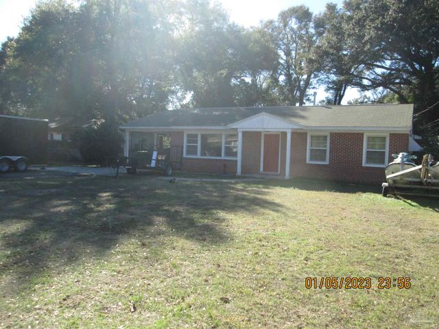 17 Linda St, Pensacola, FL 32506