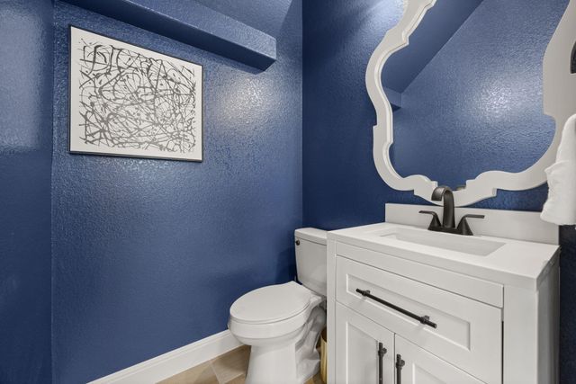 5300 Traviston DR, Austin, TX 78738