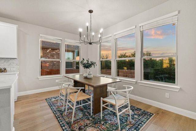 5300 Traviston DR, Austin, TX 78738