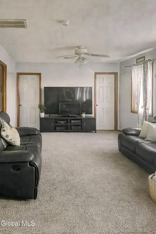 11 Second Street, Coeymans, NY 12045