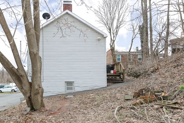 11 Second Street, Coeymans, NY 12045