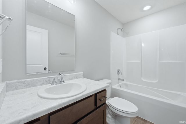 495 Merriweather Passage, Fort Wayne, IN 46845