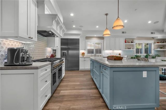 28060 Santona Drive, Rancho Palos Verdes, CA 90275