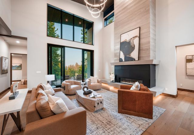 9337 Heartwood Drive, Truckee, CA 96161