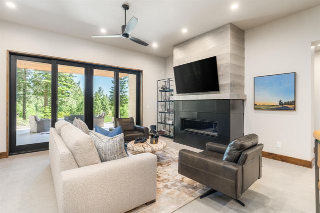 9337 Heartwood Drive, Truckee, CA 96161