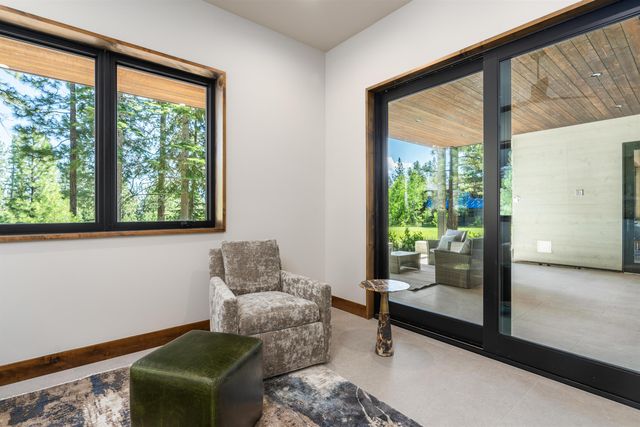 9337 Heartwood Drive, Truckee, CA 96161