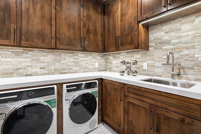 9337 Heartwood Drive, Truckee, CA 96161