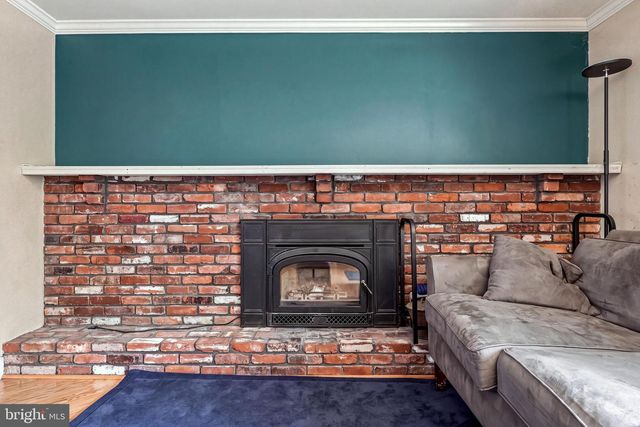314 LAKESHORE DR, Marlton, NJ 08053