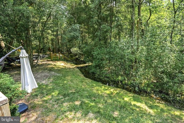 314 LAKESHORE DR, Marlton, NJ 08053