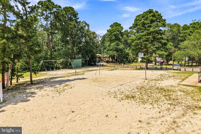 314 LAKESHORE DR, Marlton, NJ 08053
