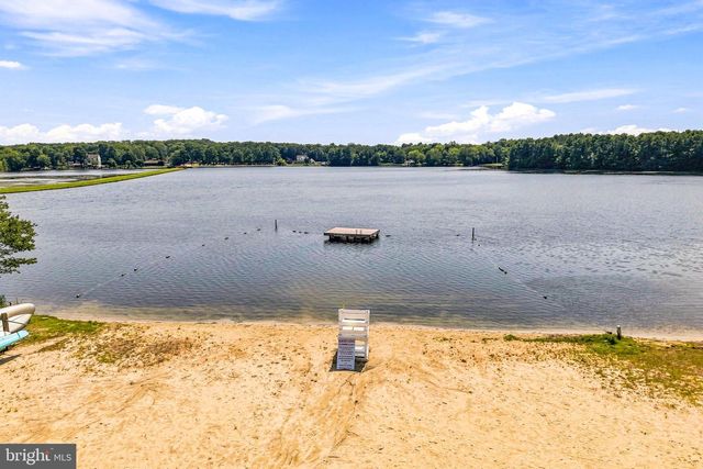 314 LAKESHORE DR, Marlton, NJ 08053
