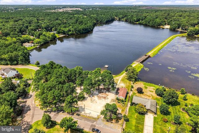 314 LAKESHORE DR, Marlton, NJ 08053