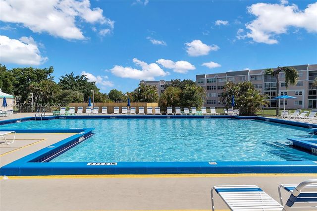 2603 NW 103rd Avenue 310, Sunrise, FL 33322