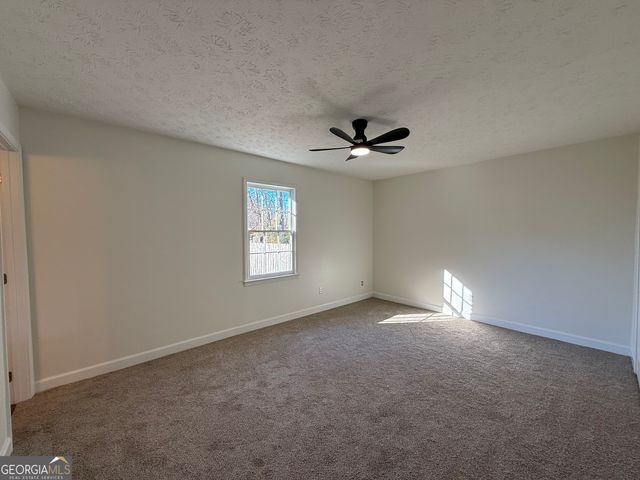 2703 19th Place, Valley, AL 36854