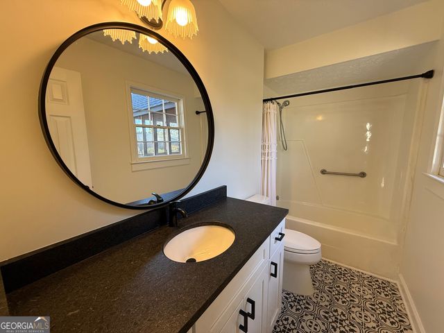 2703 19th Place, Valley, AL 36854