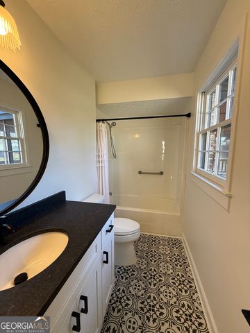 2703 19th Place, Valley, AL 36854