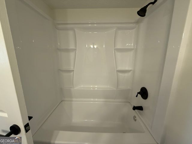 2703 19th Place, Valley, AL 36854