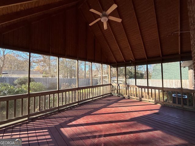 2703 19th Place, Valley, AL 36854