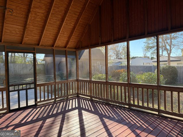 2703 19th Place, Valley, AL 36854