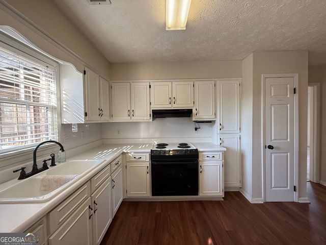 2703 19th Place, Valley, AL 36854