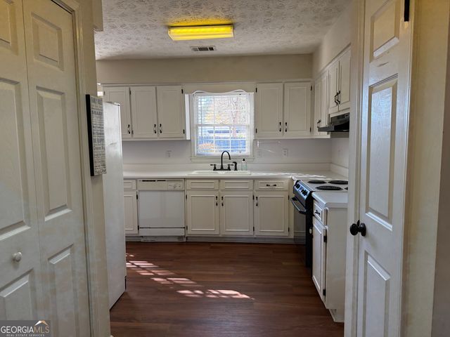 2703 19th Place, Valley, AL 36854