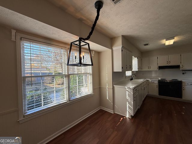 2703 19th Place, Valley, AL 36854