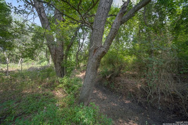 0000 New Sulphur Springs, San Antonio, TX 78263