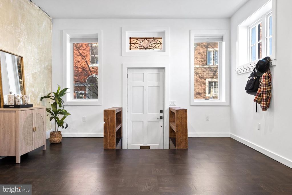 726 CATHARINE ST, PHILADELPHIA, PA 19147 — photo 2