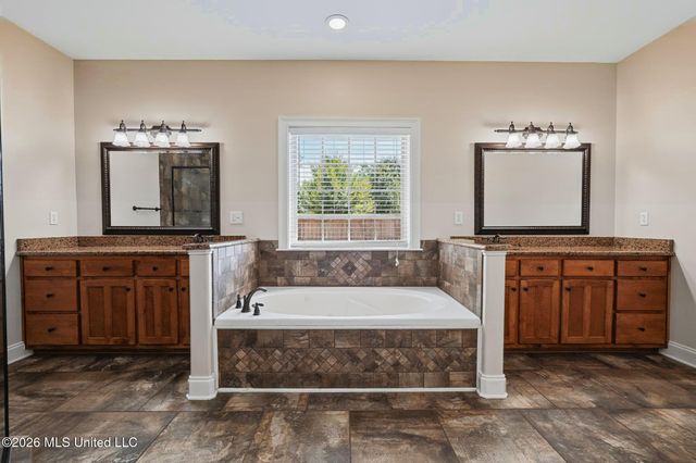 2690 Rodeo Way, Nesbit, MS 38651