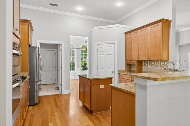 37 St Simons Dr, Bluffton, SC 29910