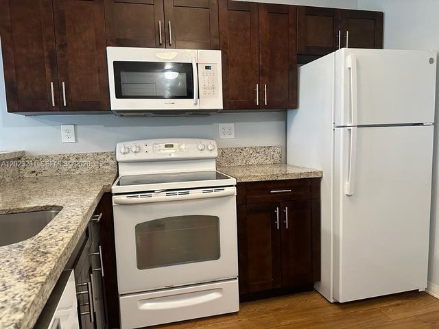 9934 Nob Hill Pl 9934, Sunrise, FL 33351