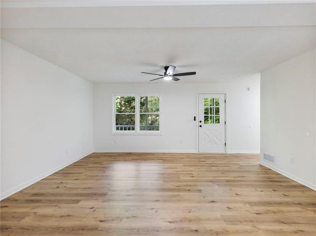 3550 Centerville Rosebud Road, Snellville, GA 30039