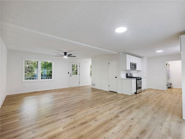 3550 Centerville Rosebud Road, Snellville, GA 30039